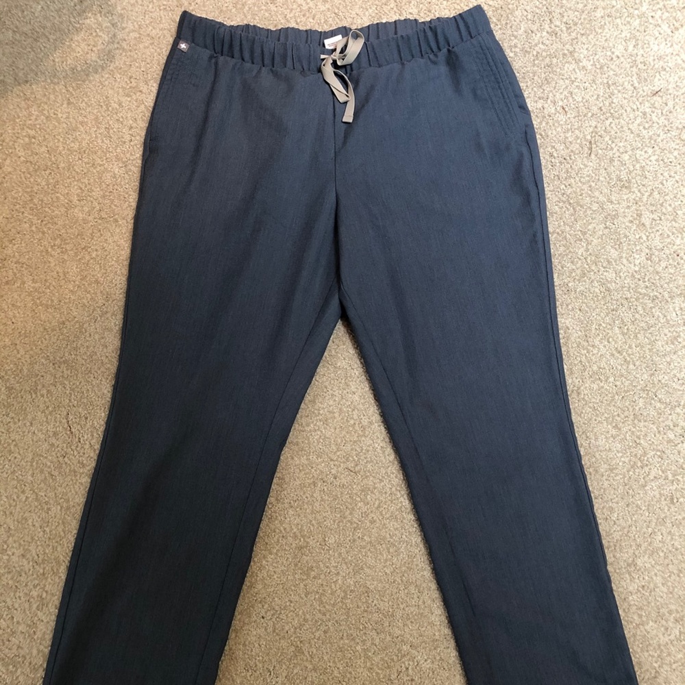 FIGS Heather Denim scrub bottoms - short/petite